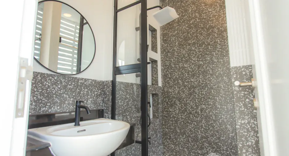For sale 5 bedrooms townhouse in Bueng Kum, Bangkok