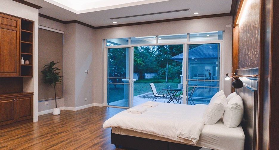 For sale 5 bedrooms house in Doi Saket, Chiang Mai