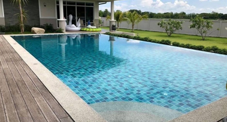 For sale 5 bedrooms house in Doi Saket, Chiang Mai