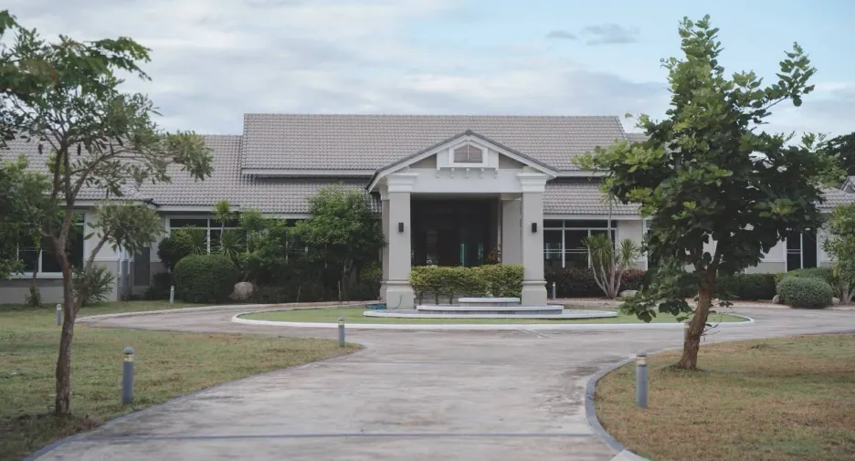 For sale 5 bedrooms house in Doi Saket, Chiang Mai