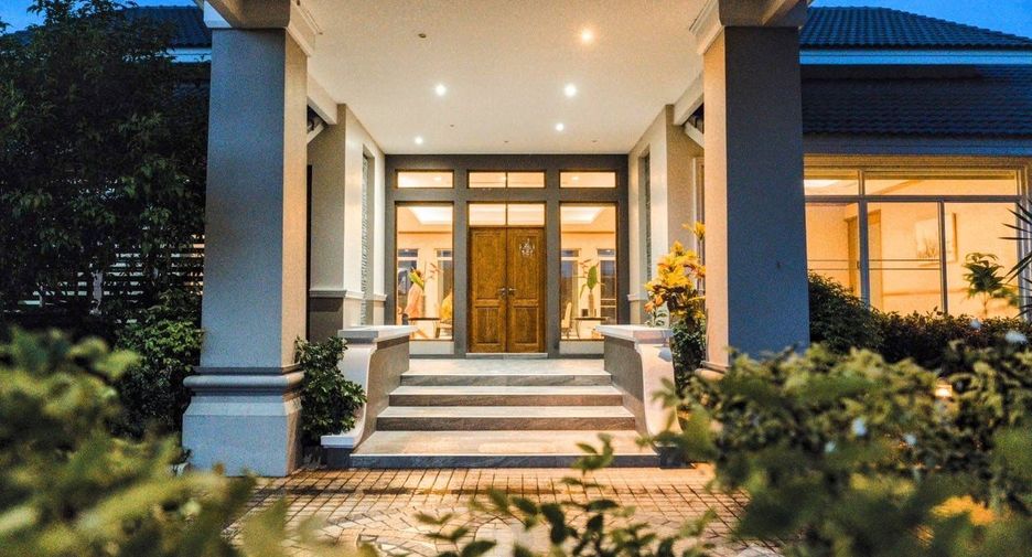 For sale 5 bedrooms house in Doi Saket, Chiang Mai