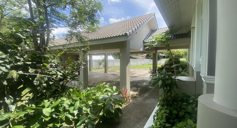 Haus zum Kauf mit 5 Zimmer in Doi Saket, Chiang Mai