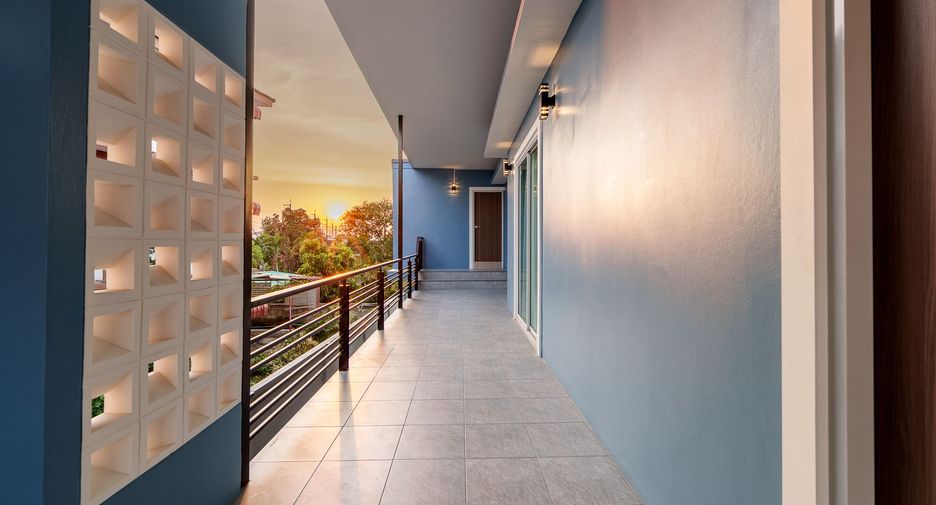 For rent 6 bedrooms house in Bang Lamung, Chonburi