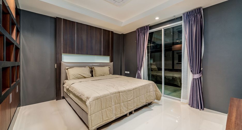 For rent 6 bedrooms house in Bang Lamung, Chonburi
