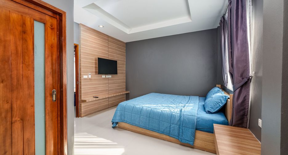 For rent 6 bedrooms house in Bang Lamung, Chonburi