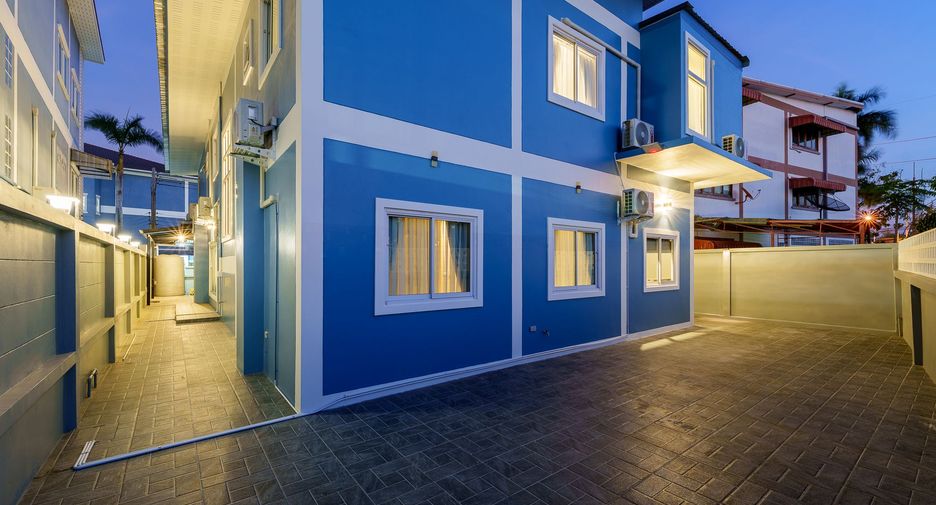 For rent 6 bedrooms house in Bang Lamung, Chonburi
