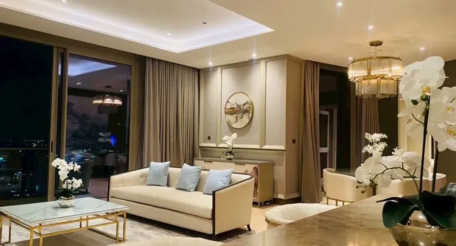 Condo en venta y en alquiler de 6 habitaciones en Khlong San, Bangkok