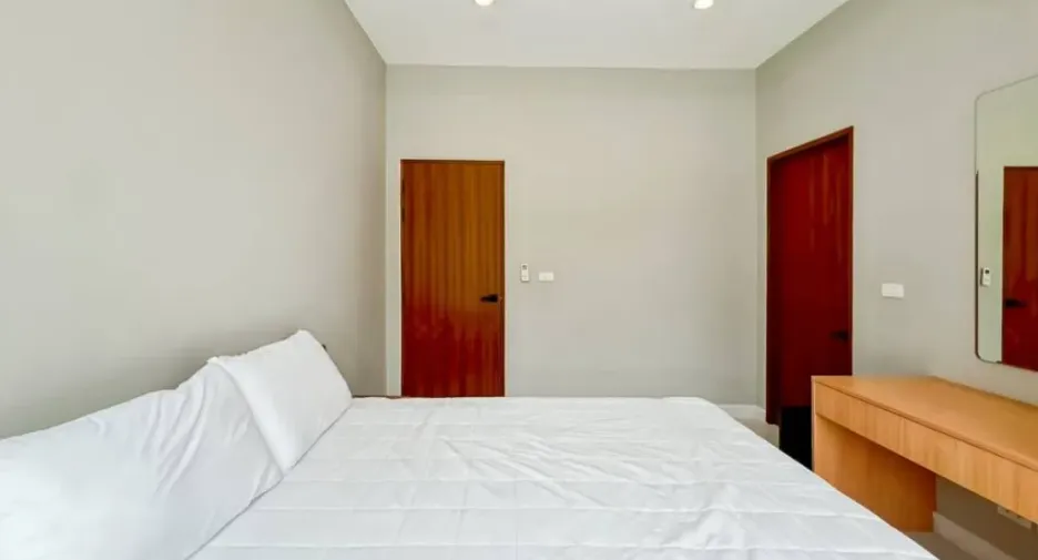 For sale 4 bedrooms villa in Hua Hin, Prachuap Khiri Khan