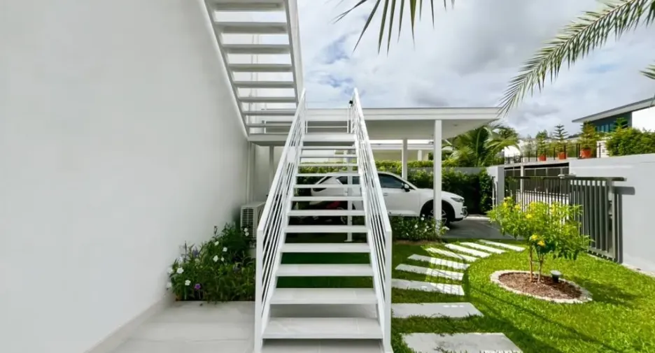 For sale 4 bedrooms villa in Hua Hin, Prachuap Khiri Khan