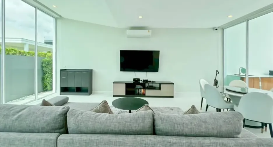 For sale 4 bedrooms villa in Hua Hin, Prachuap Khiri Khan