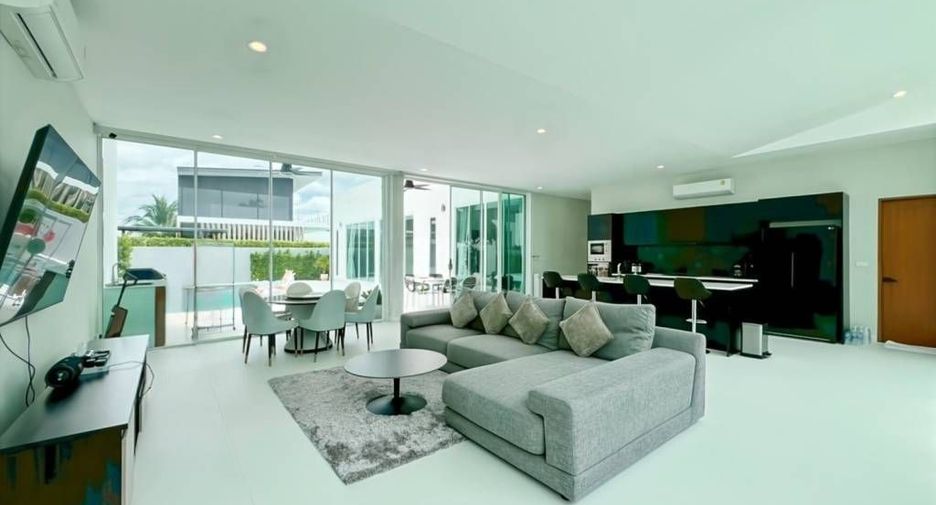 For sale 4 bedrooms villa in Hua Hin, Prachuap Khiri Khan