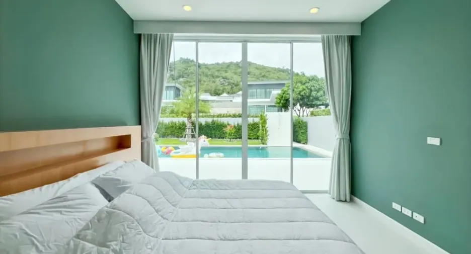 For sale 4 bedrooms villa in Hua Hin, Prachuap Khiri Khan