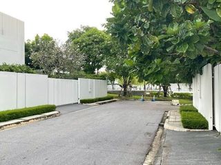 出售 3 卧室 公寓 在 Bang Phli, Samut Prakan
