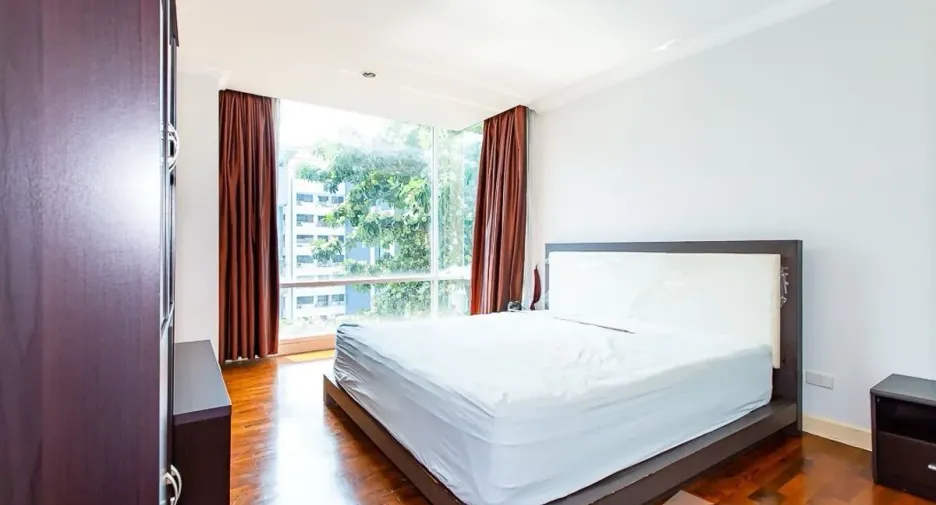 ขาย 2 ห้องนอน คอนโด ใน คลองเตย, กรุงเทพฯ