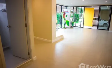 For rent 1 bed condo in Khan Na Yao, Bangkok