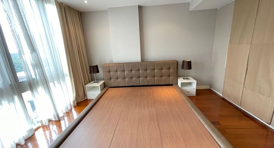For sale 2 bedrooms condo in Watthana, Bangkok
