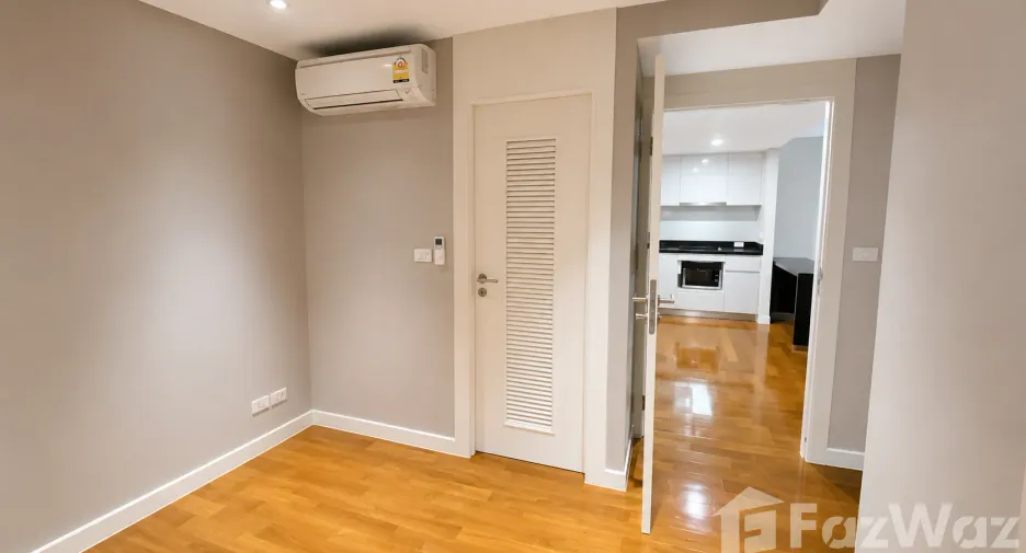 For sale 2 bedrooms condo in Watthana, Bangkok