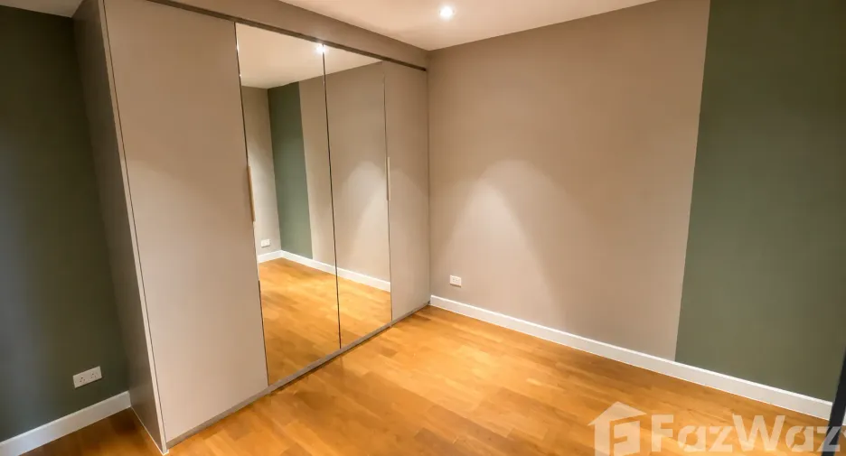 For sale 2 bedrooms condo in Watthana, Bangkok
