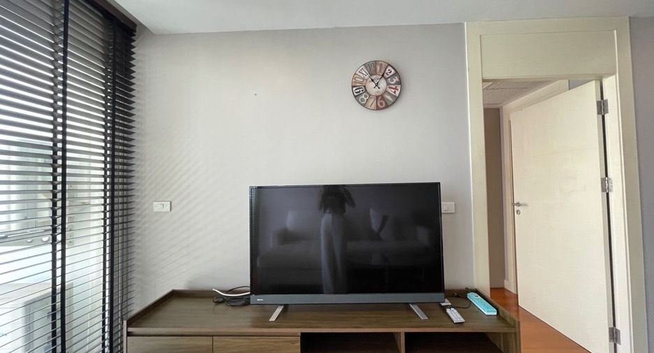 For sale 2 bedrooms condo in Watthana, Bangkok