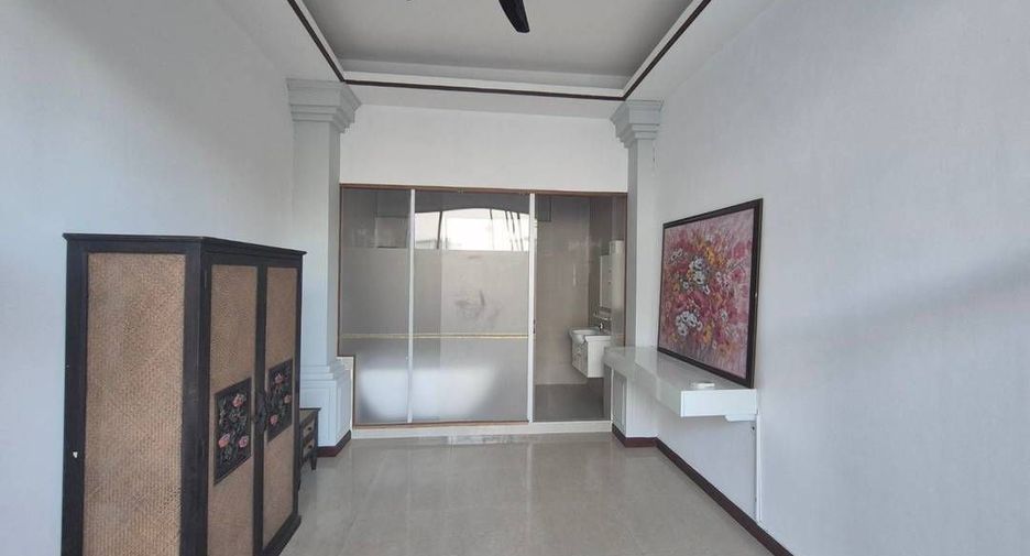 For sale 8 bedrooms townhouse in Bang Lamung, Chonburi