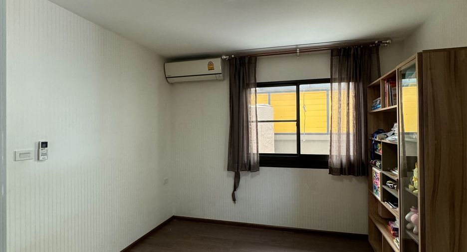 Продажа 4 спальни дом в Bang Phli, Самутпракан