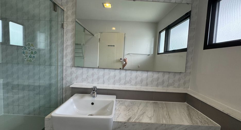 Продажа 4 спальни дом в Bang Phli, Самутпракан