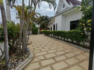 Haus zum Kauf mit 4 Zimmer in Cha Am, Phetchaburi
