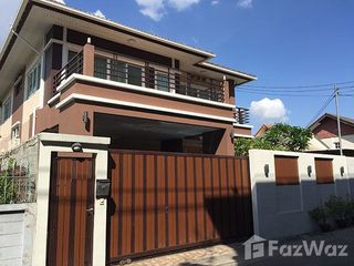Haus zum Kauf mit 3 Zimmer in Lat Phrao, Bangkok