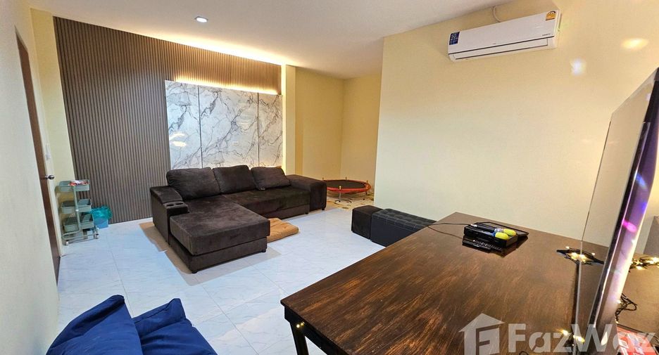 Villa zur Miete mit 5 Zimmer in Hang Dong, Chiang Mai