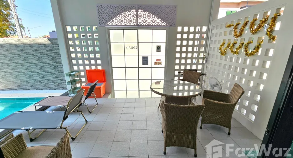 Villa zur Miete mit 5 Zimmer in Hang Dong, Chiang Mai