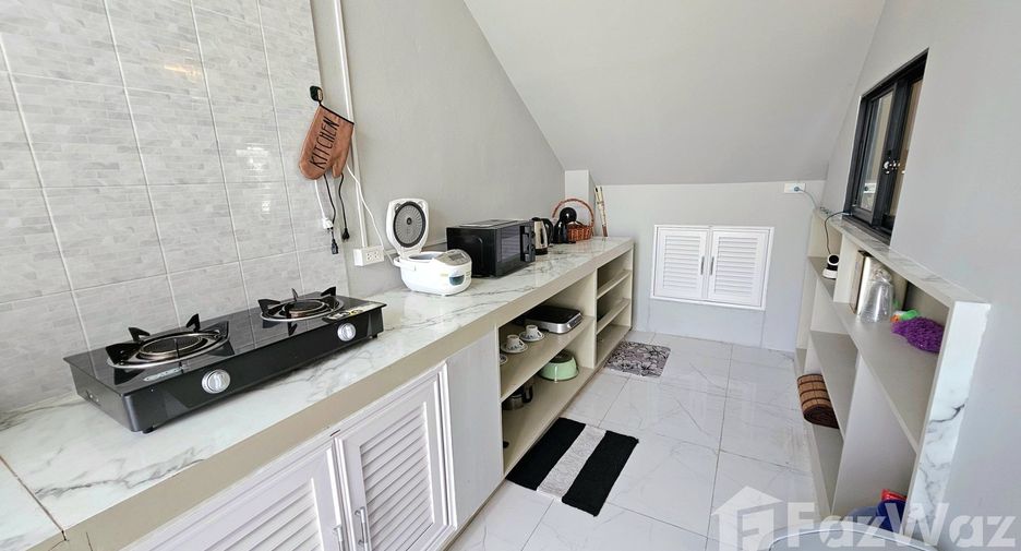 Villa zur Miete mit 5 Zimmer in Hang Dong, Chiang Mai