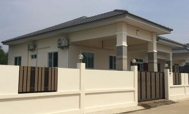 Casa en venta y en alquiler de 3 habitaciones en Sattahip, Chonburi