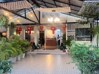 出售 52 卧室 酒店 在 Mueang Chiang Mai, Chiang Mai