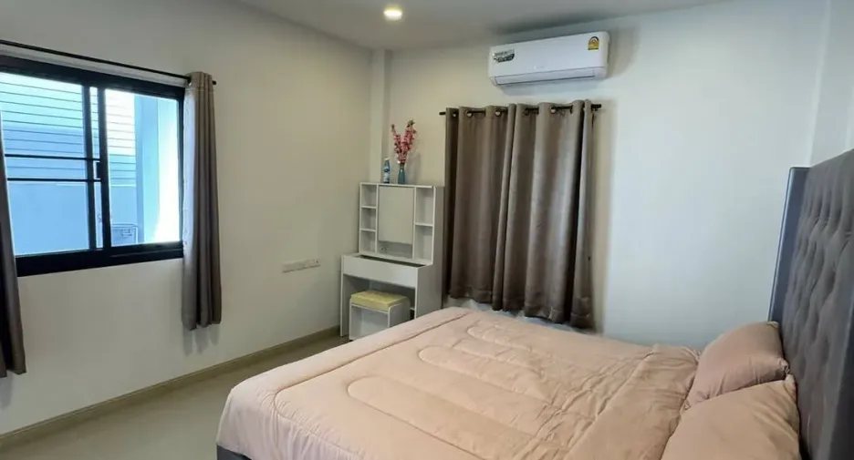 For rent 3 bedrooms villa in Hua Hin, Prachuap Khiri Khan