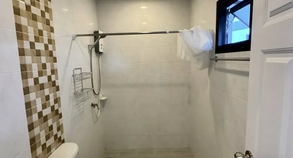 For rent 3 bedrooms villa in Hua Hin, Prachuap Khiri Khan