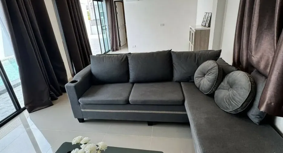For rent 3 bedrooms villa in Hua Hin, Prachuap Khiri Khan