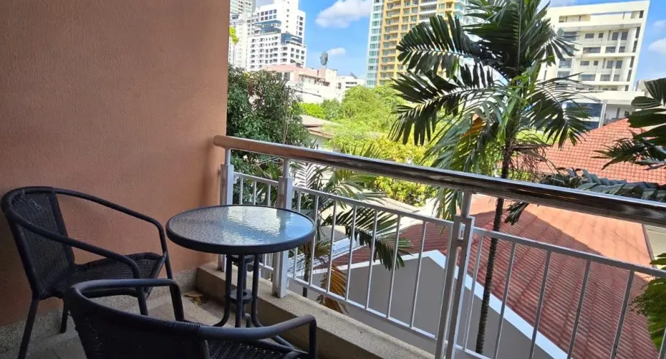 For sale and for rent 2 bedrooms condo in Watthana, Bangkok