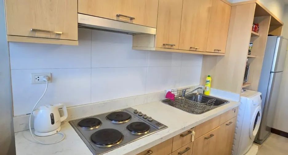 For sale and for rent 2 bedrooms condo in Watthana, Bangkok