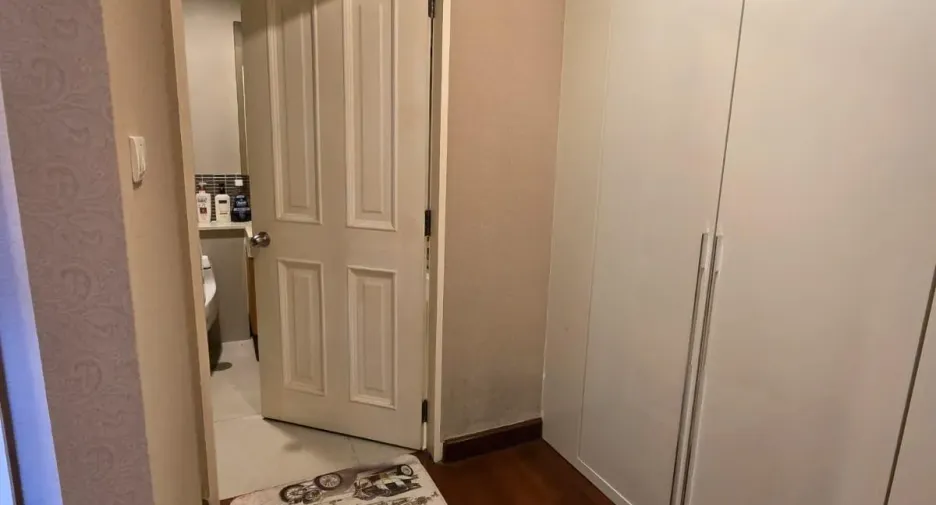For sale and for rent 2 bedrooms condo in Watthana, Bangkok