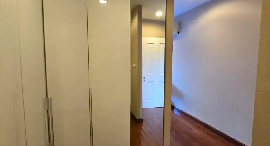 For sale and for rent 2 bedrooms condo in Watthana, Bangkok