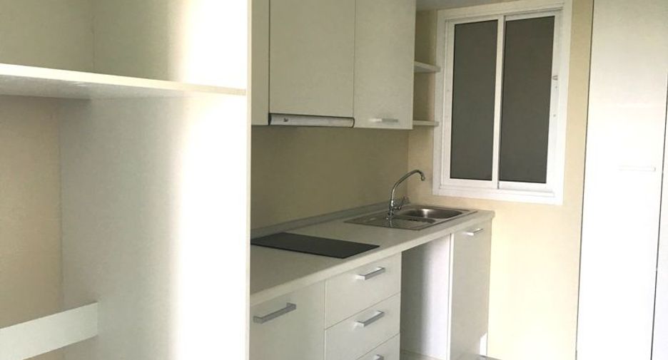 For rent 1 bed condo in Wang Thonglang, Bangkok