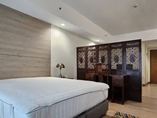 For sale studio condo in Yan Nawa, Bangkok