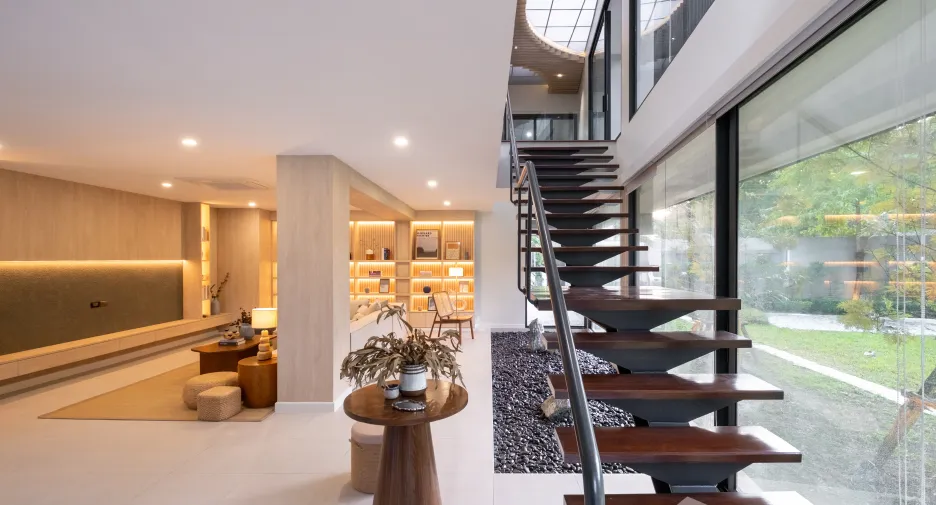 For sale 6 bedrooms villa in Mueang Chiang Mai, Chiang Mai