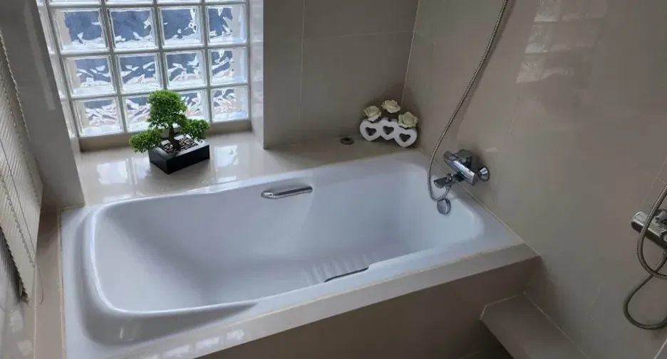 For sale and for rent 2 bedrooms condo in Mueang Chiang Mai, Chiang Mai