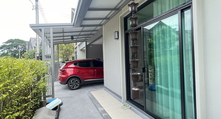 For sale 4 bedrooms house in Mueang Chiang Mai, Chiang Mai