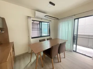 Casa en venta de 4 habitaciones en Mueang Chiang Mai, Chiang Mai