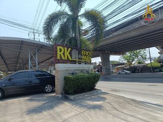 For sale 3 bedrooms townhouse in Min Buri, Bangkok