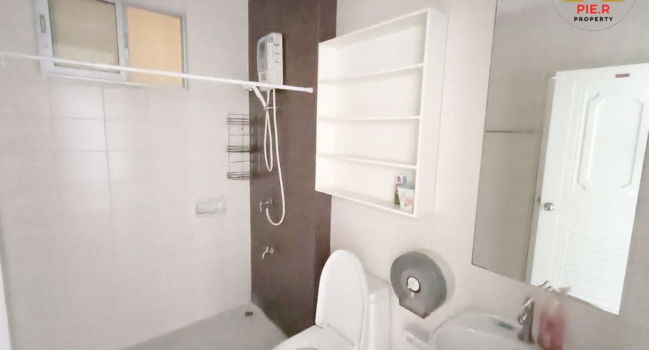 For sale 3 bedrooms townhouse in Min Buri, Bangkok