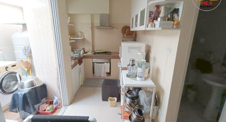 For sale 3 bedrooms townhouse in Min Buri, Bangkok