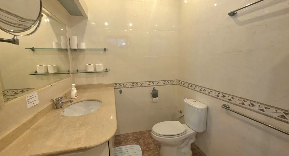 For rent 4 bedrooms villa in Hua Hin, Prachuap Khiri Khan